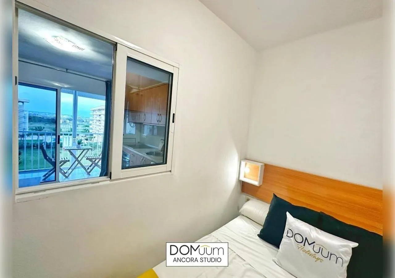 Domuum Holidays - Ancora Studio La Pineda Apartment